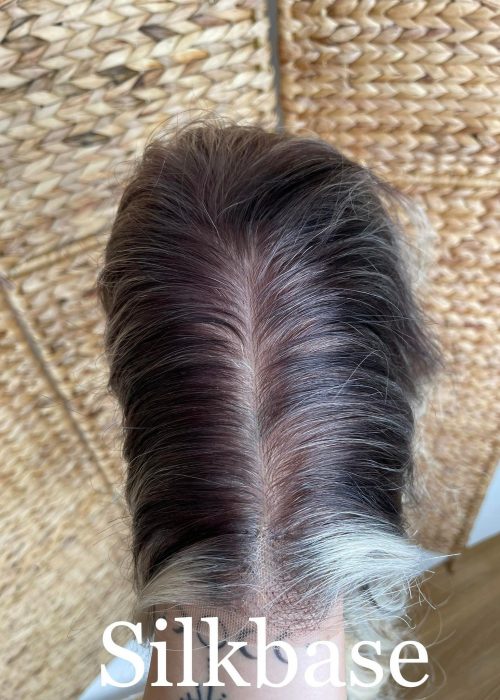 Perukdetalj eller färgexempel från Indigos Hairs perukguide